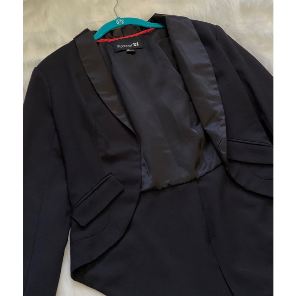 Black tuxedo blazer